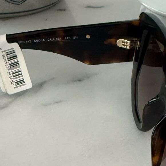 NWT Prada Tortoise Sunglasses with triangle logo - Picture 11 of 11